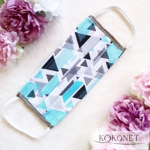 Maseczka niebieskie trójkąty