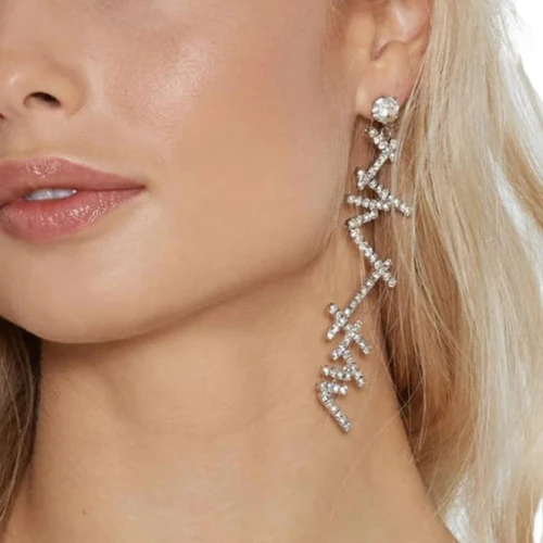 Kolczyki srebrne z cyrkoniami łamane nietypowe