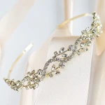 Opaska złota rustykalna z cyrkoniami na ślub