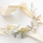 Kwiatowa gałązka srebrna - modern boho