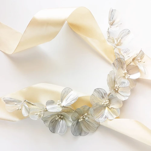 Kwiatowa gałązka srebrna - modern boho