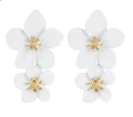 Kolczyki białe podwójne kwiatowe lekkie na sztyft