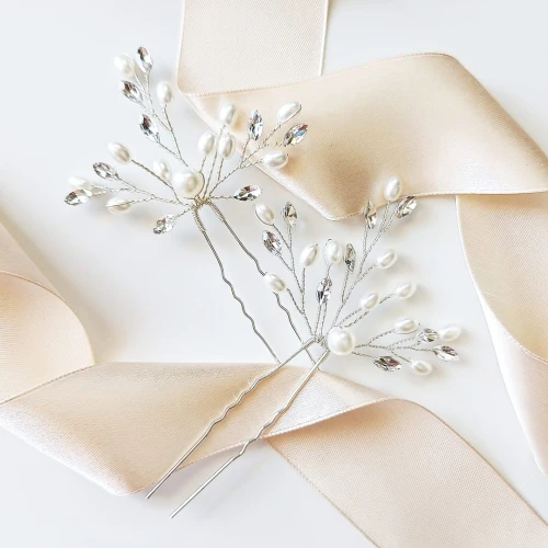 Zestaw srebrnych kokówek z perełkami i cyrkoniami