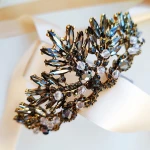 Złoto czarna korona na włosy z cyrkoniami diadem tiara