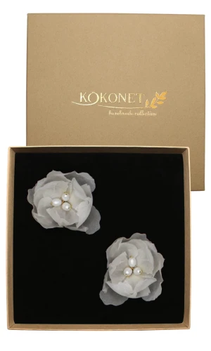 Kwiatowe jedwabne złote kolczyki AMARYLIS gold