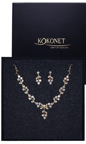 Zestaw biżuterii BOHO listki złoty pozłacany naszyjnik kolczyki w PUDEŁKU