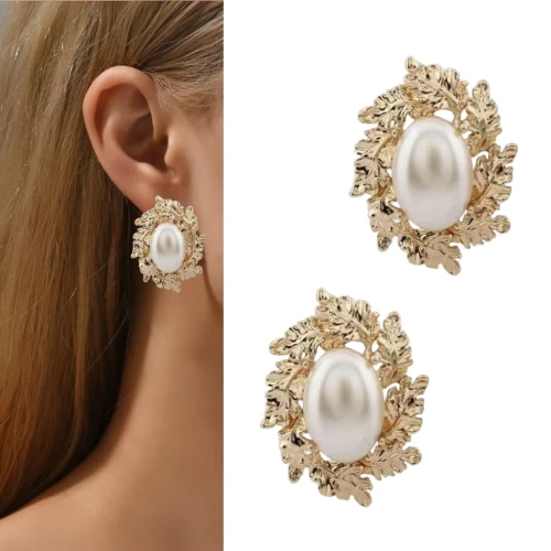 Eleganckie złote kolczyki z listkami i perłą przy uchu VINTAGE glamour