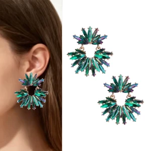 Kolczyki zielone wiszące opalizujące rozety