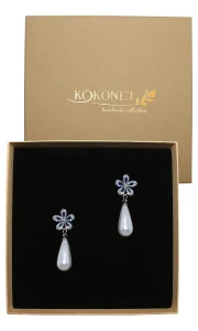 Srebrne kolczyki kwiatowe z cyrkoniami i perłą FLOR silver