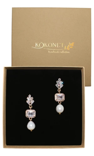 Złote kolczyki robione z aplikacją perłą słodkowodną SZTYFTY wiszące